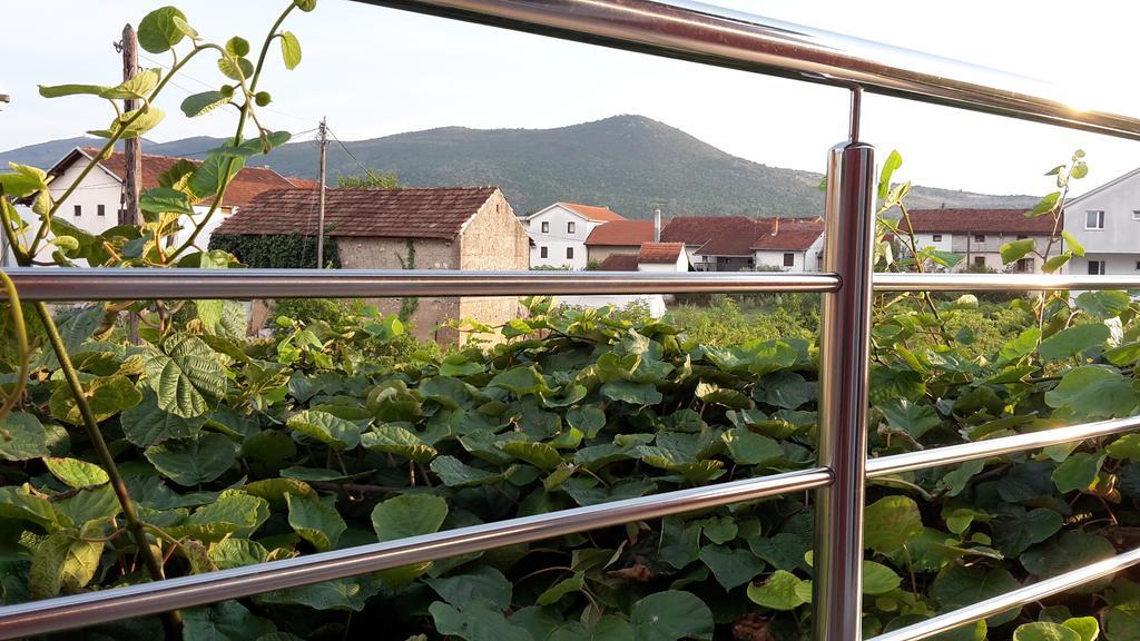 Pansion Polonia Medjugorje Hotel Bagian luar foto